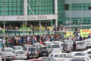 15º dia de Greve - Assembleia na PCDF - Paulo Cabral (237)