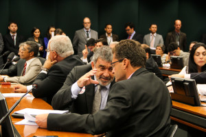 Rôney Nemer e Laerte Bessa, que defendenram o PL 8078/14