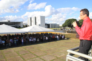 O deuptado federal Rôney Nemer ressaltou que quem mais sofre com a falta de efetivo é a sociedade