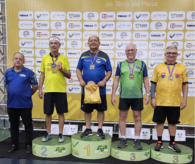 Veterano foi campeão da Copa Brasil de Tênis de Mesa, realizada em Natal (RN) | Foto: Arquivo pessoal.