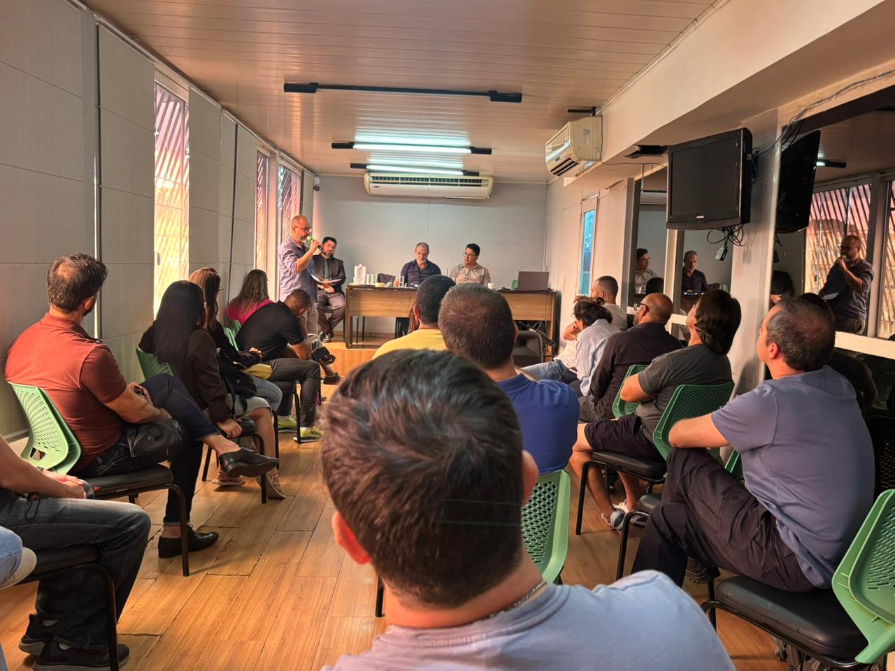 Reunião ocorreu na sede do Sinpol-DF nesta segunda, 8 | Foto: Comunicação/Sinpol-DF.