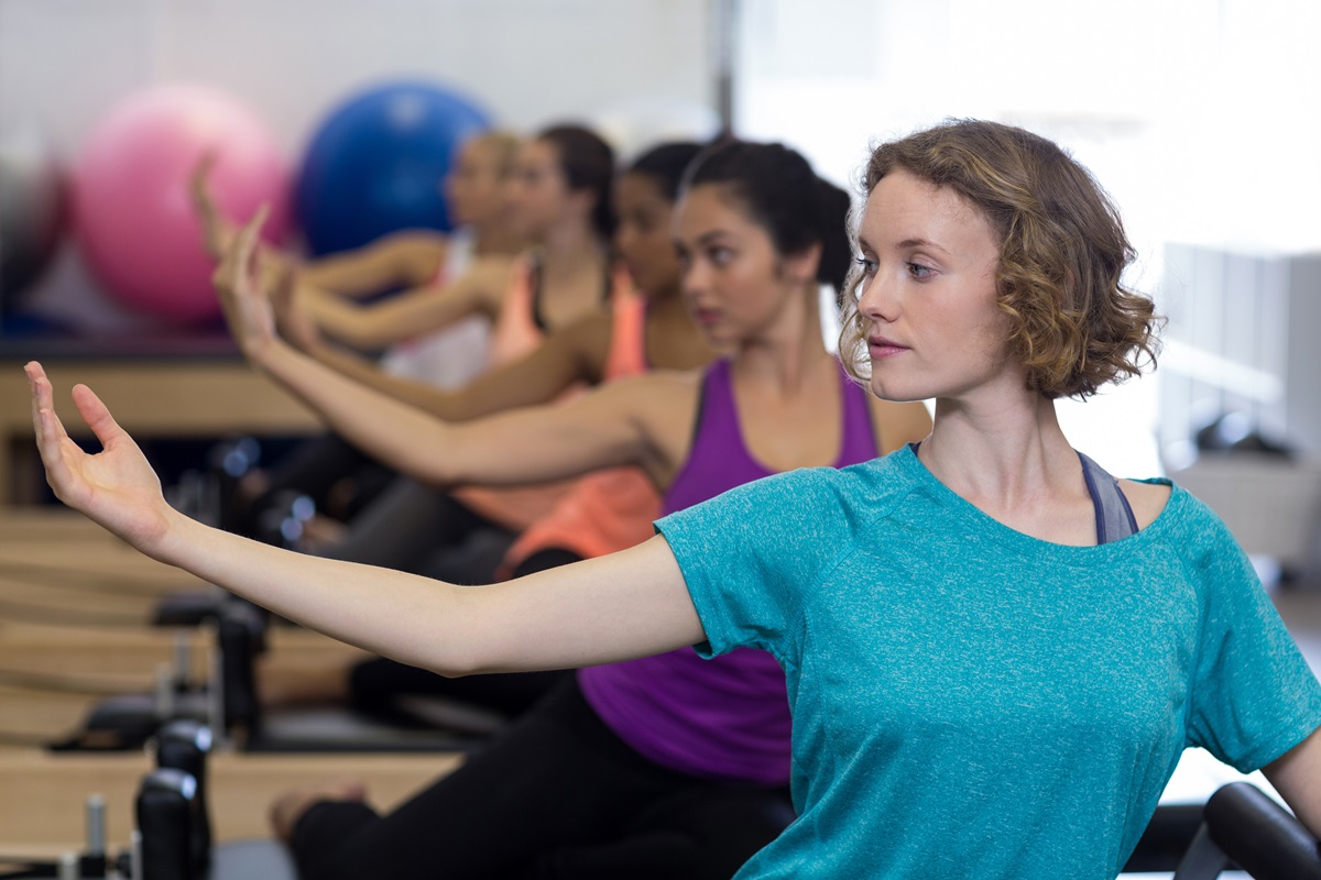 Aulas de Pilates acorrem nas dependências do Sinpolzinho | Foto: Banco de Imagens