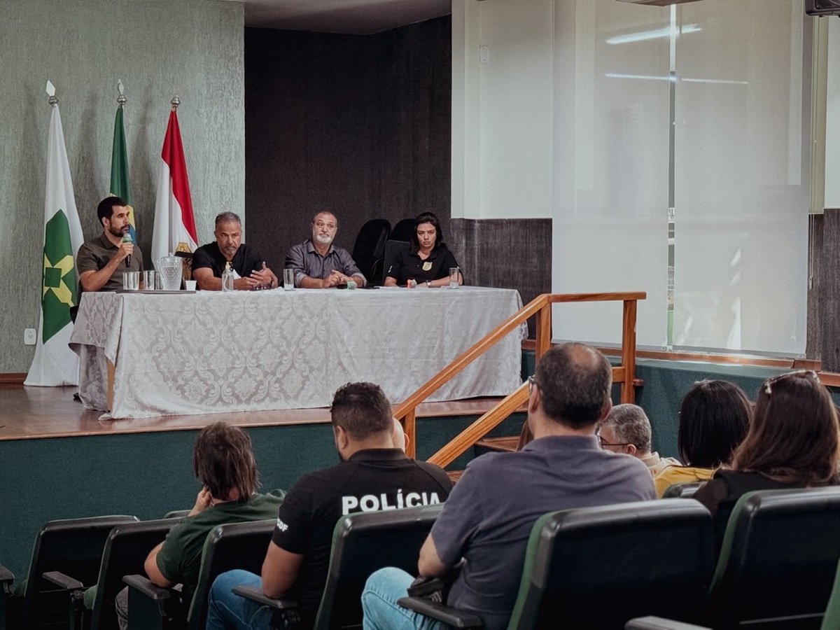 Participação ativa dos presentes auxiliou na construção de estratégias para o sindicato | Foto: Comunicação Sinpol-DF