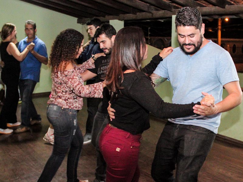 Aulas de Dança de Salão no Sinpolzinho voltam dia 5/2