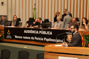 Presidente da Abraspp e diretor no Sinpol-DF, Rodrigo Menezes também participou da audiência