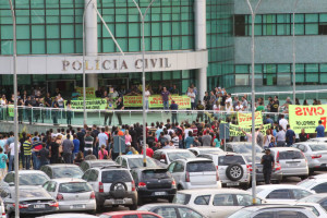 15º dia de Greve - Assembleia na PCDF - Paulo Cabral (237)