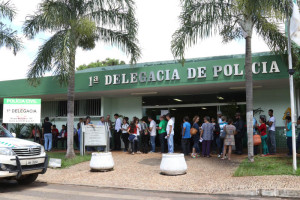 Na sexta, 22, 70 pessoas fizeram fila no Posto de Identificação para solicitar a carteira de identidade (Fotos: Paulo Cabral/Sinpol-DF)