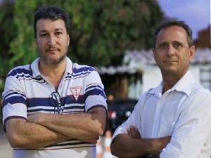 Fernando Ferreira, diretor do Sinpol-DF, e Francisco D'Sousa, presidente da Agepol (Mike Sena - Jornal de Brasília)