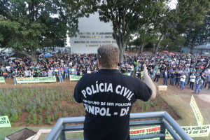 AGE ocorreu no MPOG na busca por apoio do Governo Federal (Fotos: Paulo Cabral/Sinpol-DF)
